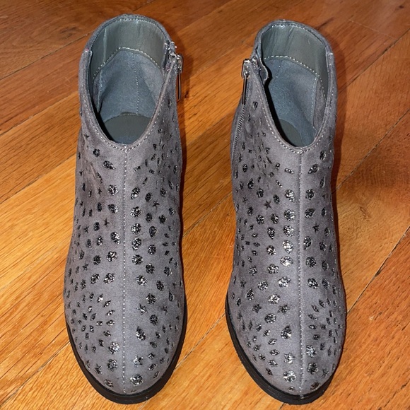 Vince Camuto Girls Ankle Booties EUC - Picture 3 of 10